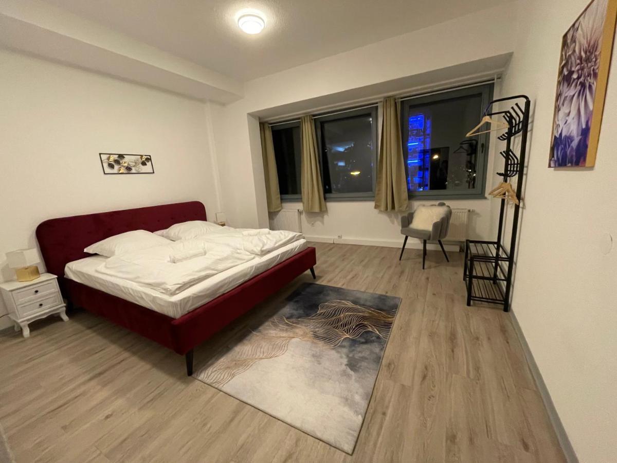 Urbansuites - Modern & Zentral In Der City - Dein Zuhause In Štutgart Exteriér fotografie