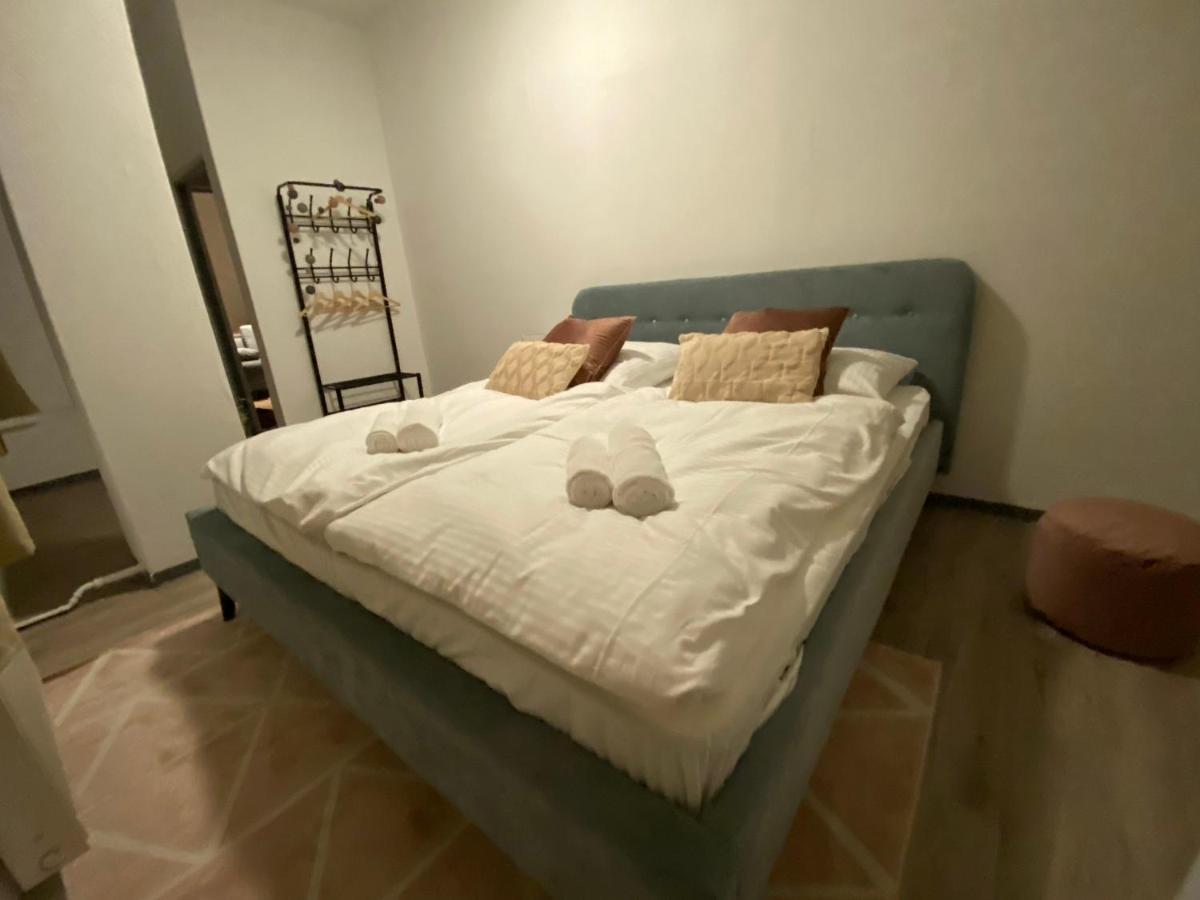 Urbansuites - Modern & Zentral In Der City - Dein Zuhause In Štutgart Exteriér fotografie