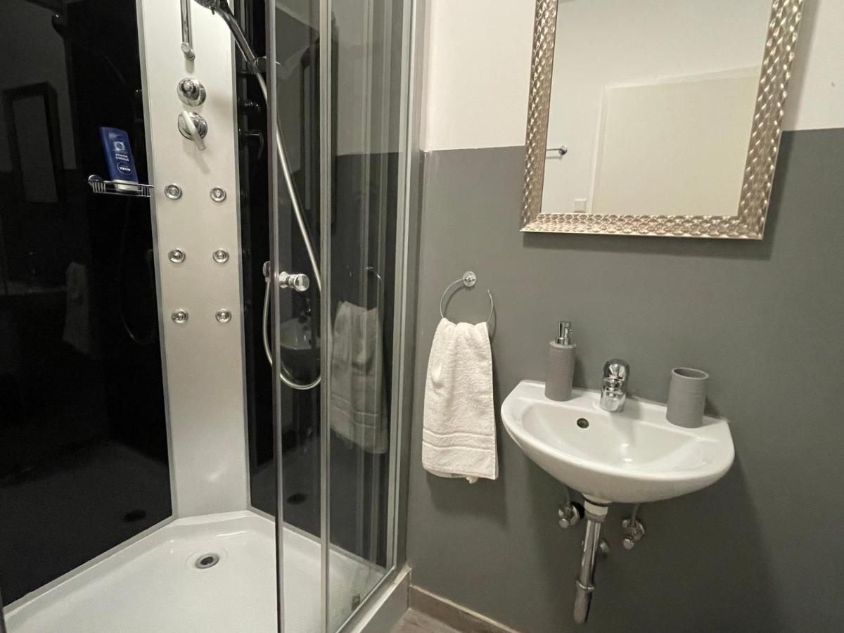 Urbansuites - Modern & Zentral In Der City - Dein Zuhause In Štutgart Exteriér fotografie