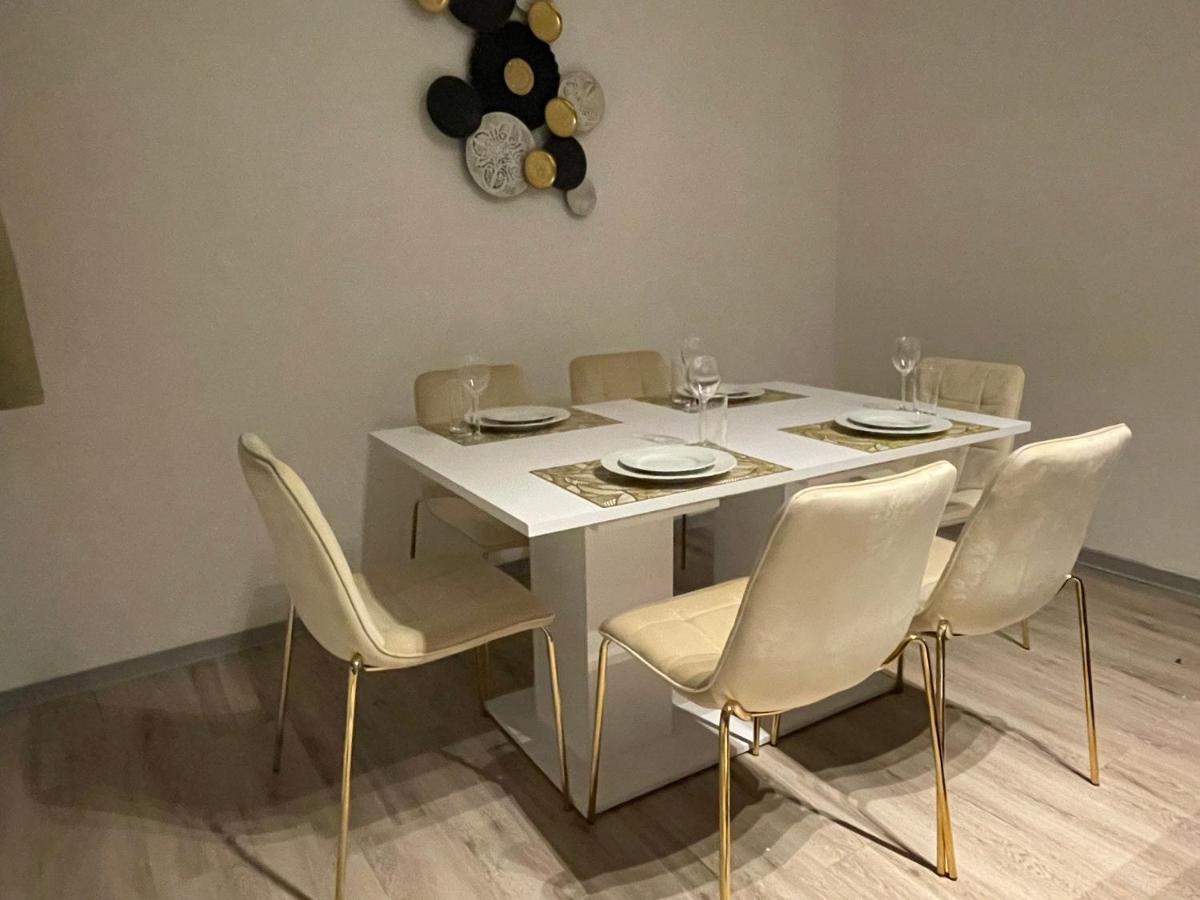 Urbansuites - Modern & Zentral In Der City - Dein Zuhause In Štutgart Exteriér fotografie